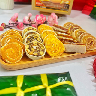 Hộp Kẹo Trái Cây Ngũ vị bao gồm Xoài, Me, Mãng Cầu, Mít, Khóm Senfarm - Đặc Sản Đồng Tháp