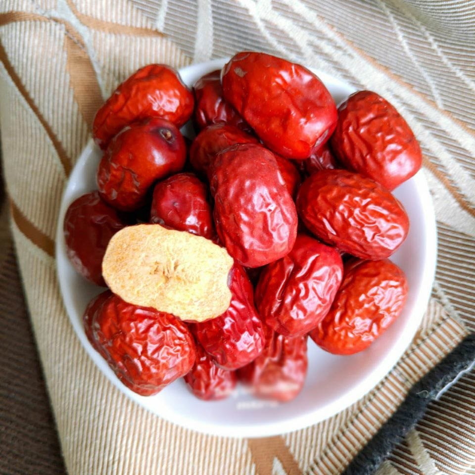 Táo đỏ nguyên quả sấy khô thượng hạng JINDO hỗ trợ cải thiện sức khoẻ 1kg
