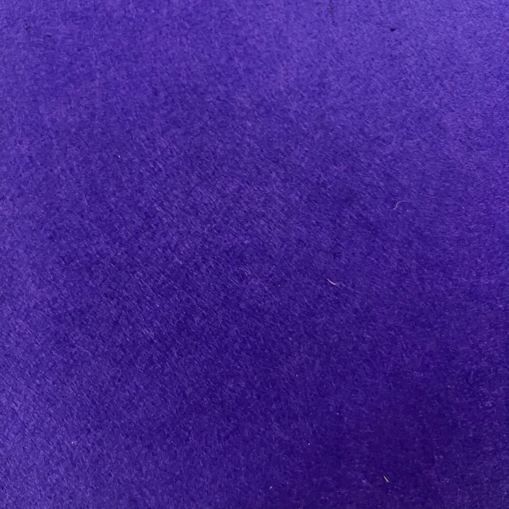 Tím đậm