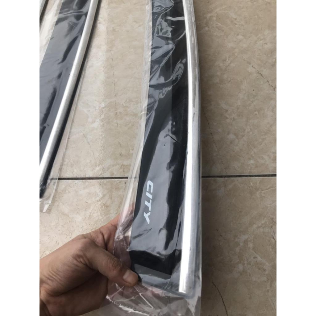 Vè che mưa xe Honda City 2015-2024, Chất liệu NHỰA  ABS Chỉ INOX và Chỉ Mạ cao cấp