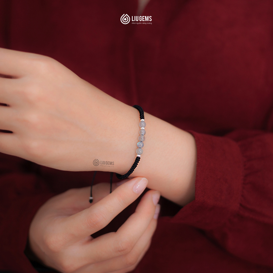 Vòng Tay Chỉ Đen 5 Hạt Đá Phong Thuỷ Liugems Nam Nữ Mang Năng Lượng May Mắn, Sự Tự Tin, Lạc Quan CD05