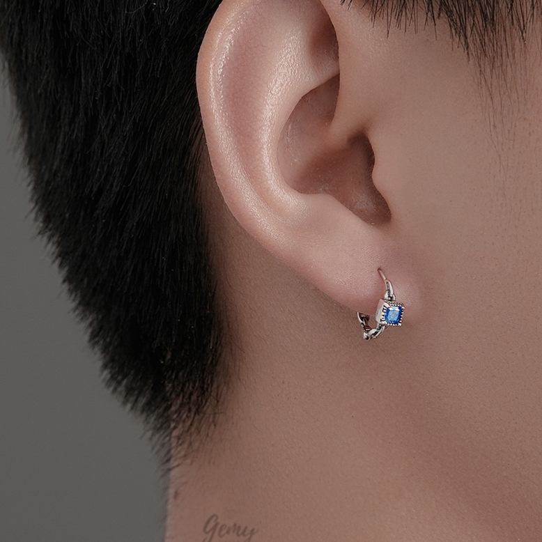 Khuyên tai nam tròn bạc 925 đính đá xanh hình vuông và trái tim unisex (1 chiếc) | GEMY SILVER KN114