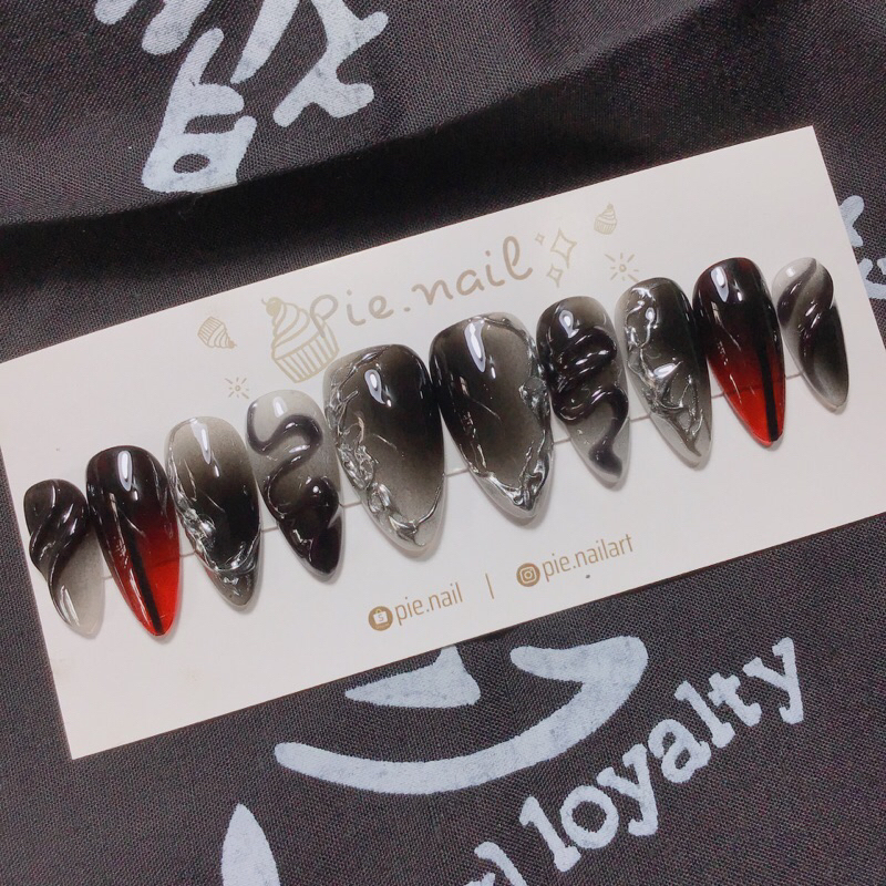 200. nailbox ombre trắng đen mix đỏ