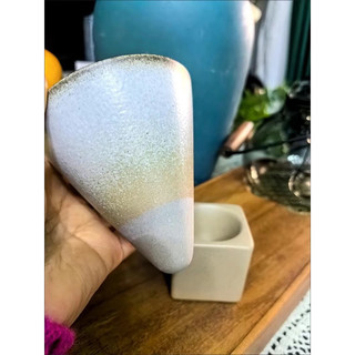 Cốc cà phê gốm sứ đáy nhọn kèm đế 180Ml