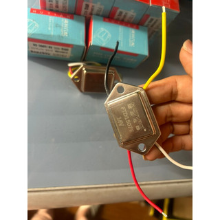 IC Hutan 4 chân, tiết chế Hutan 4 dây, 4 chân điện 12v và 24v.