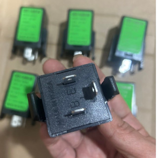 Rơ le xi nhan 3 chân Hàn Quốc, rơ le xi nhan 12v và 24v dùng cho xe ô tô, xe tải.