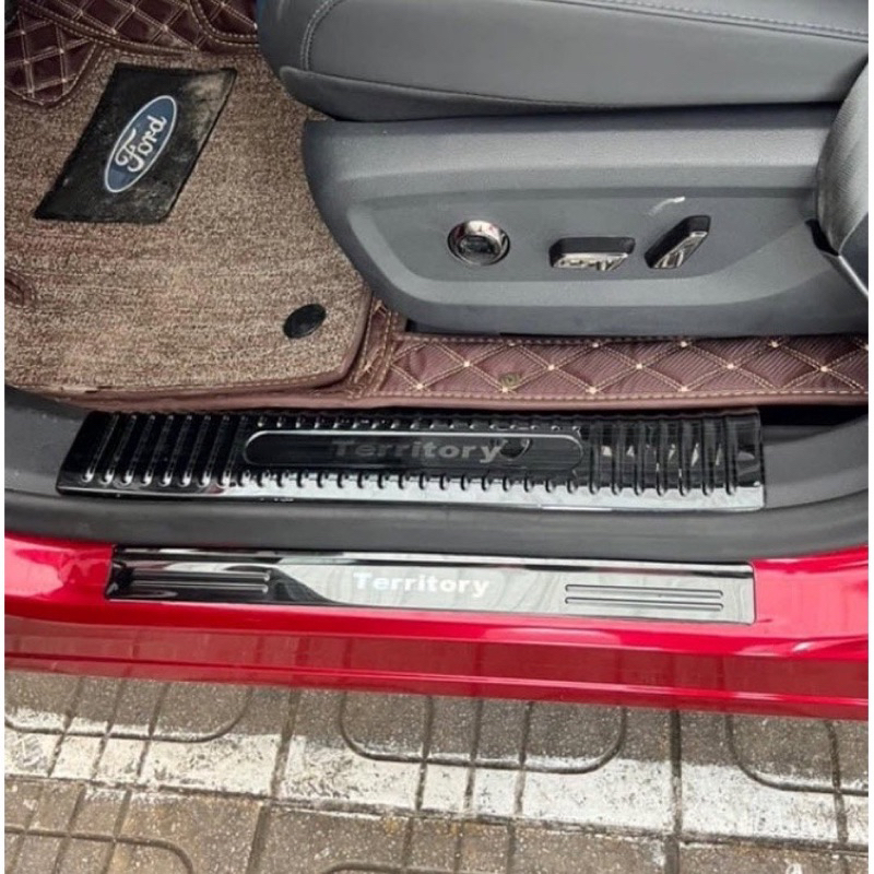 Ốp bậc cửa xe Ford Territory 2022-2023, Nẹp bước chân Territory Chất liệu Titan cao cấp