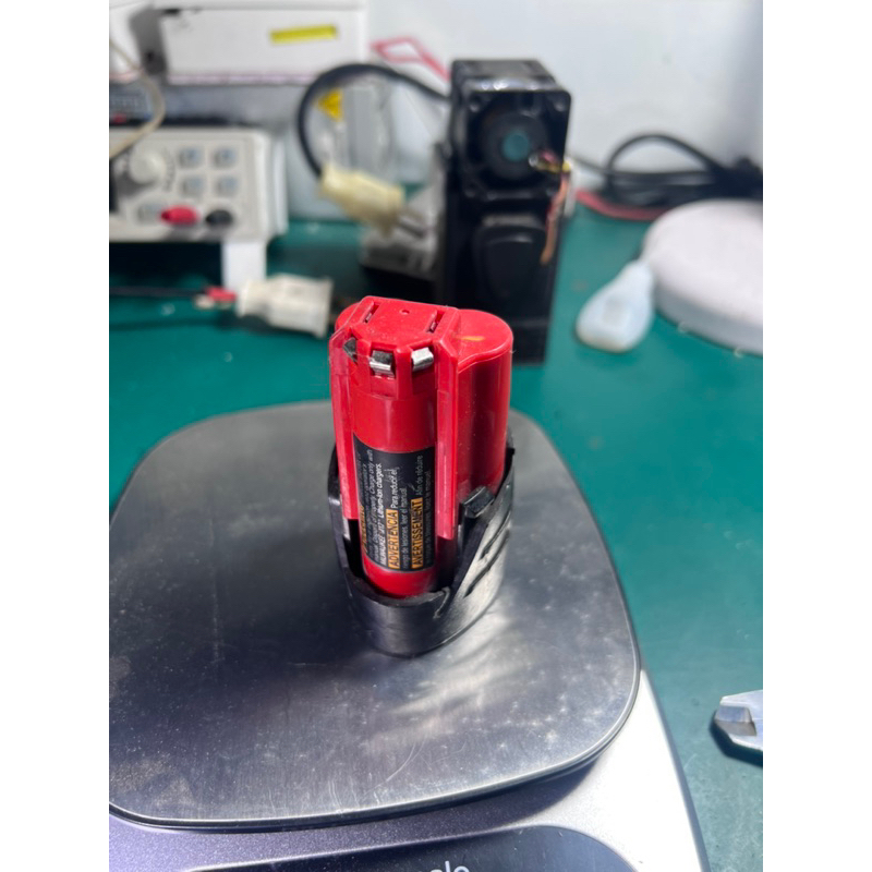 Pin M12 2Ah Milwakee chính hãng | Shopee Việt Nam