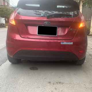 Lippo,Lip sau Ford Fiesta hatchback Đời 2009-2016