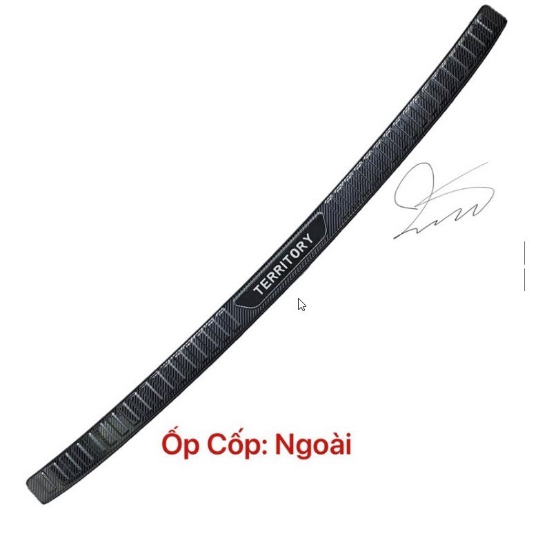 Ốp chống trầy cốp xe Ford Territory 2022-2024, Ốp trầy cốp Territory Mẫu Carbon chống xước cao cấp