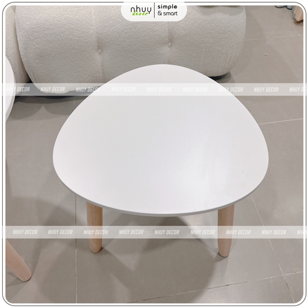 Bàn trà tam giác sofa chân gỗ tự nhiên chắc chắn, Bàn trà ngồi bệt mặt oval hiện đại nhiều màu sắc