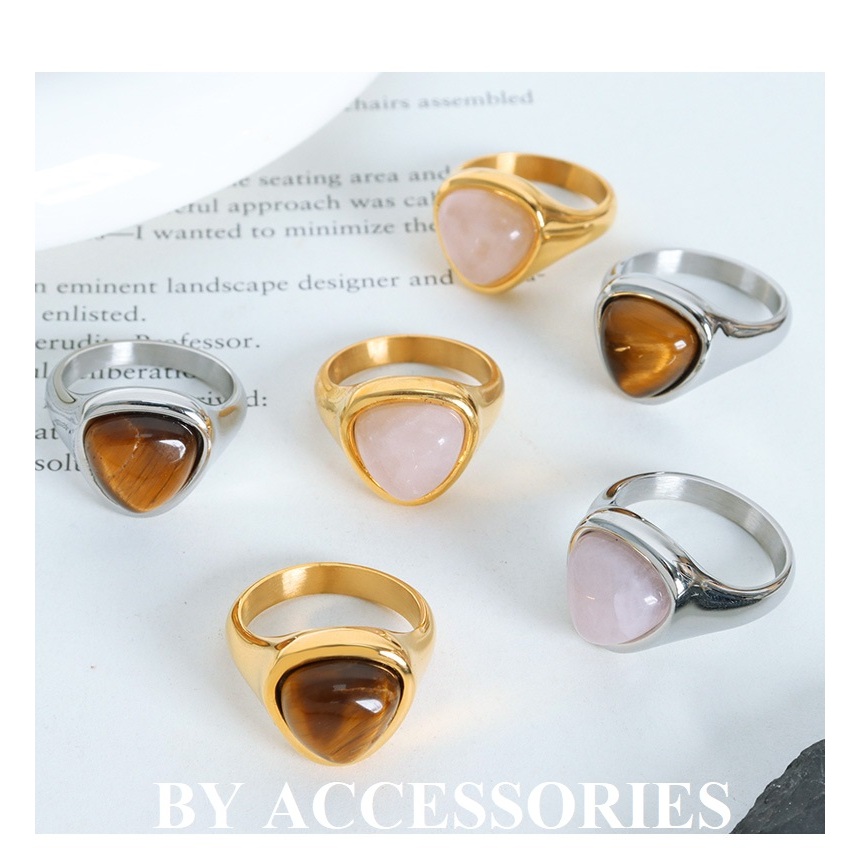 Nhẫn nữ titan mặt dạng tam giác khảm đá mắt hổ tự nhiên mạ vàng 18K không gỉ WR2403
