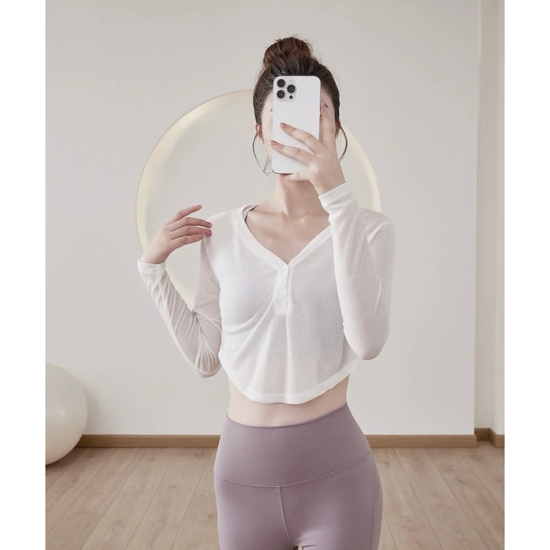 Áo top dài tay mặc ngoài bra cổ V phong cách thời trang, thanh lịch