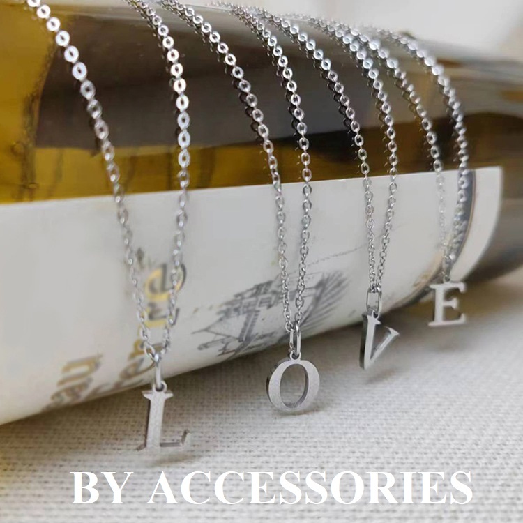 Mặt dây chuyền chữ cái in hoa thép không gỉ basic size nhỏ MA1 BY ACCESSORIES
