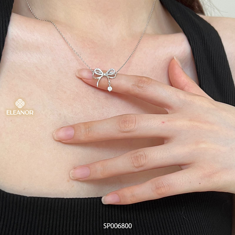 Dây chuyền bạc nữ Eleanor Accessories hình nơ đính đá vòng cổ bạc 925 phụ kiện trang sức 6800