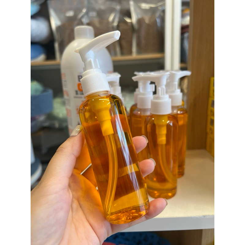 Chai chiết 100ml DẦU CÁ HỒI DƯỠNG LÔNG VÀ TĂNG ĐỀ KHÁNG CHO CHÓ MÈO PET CARE NHẬP ĐỨC