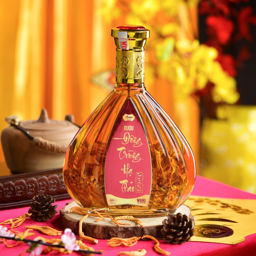 Bộ quà tặng R.ượu đông trùng hạ thảo, sâm Hàn Quốc ngâm mật ong, trà đông trùng hạ thảo VENUS EMART