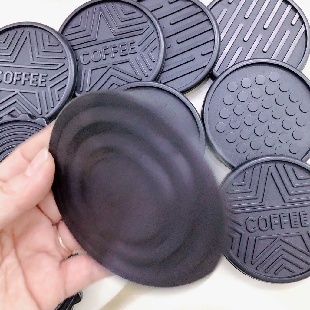 Combo 10 miếng lót ly nhựa dẻo màu đen 9cm - Lót ly nhựa dẻo màu đen FACO sử dụng tiện lợi cho hàng quán