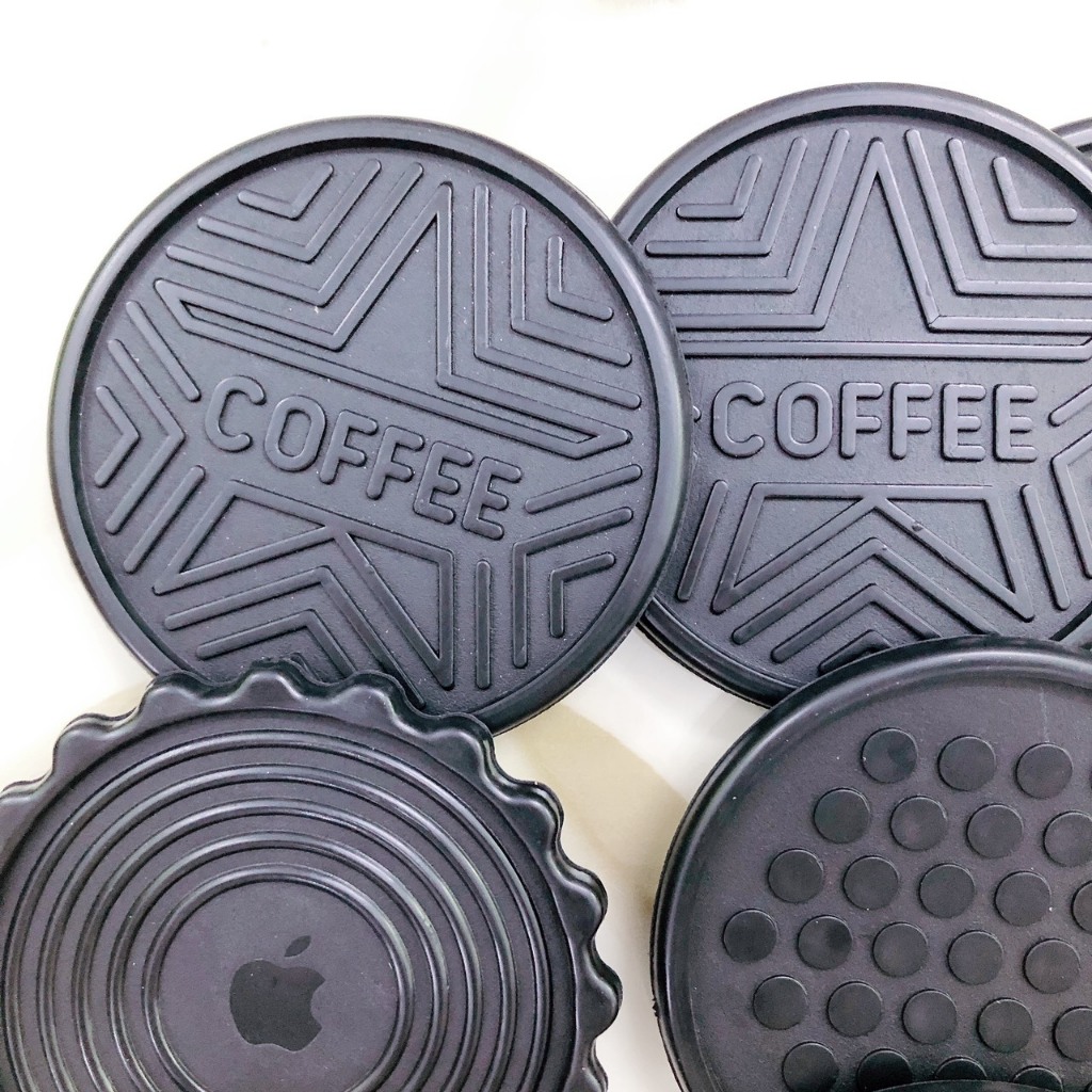 Combo 10 miếng lót ly nhựa dẻo màu đen 9cm - Lót ly nhựa dẻo màu đen FACO sử dụng tiện lợi cho hàng quán