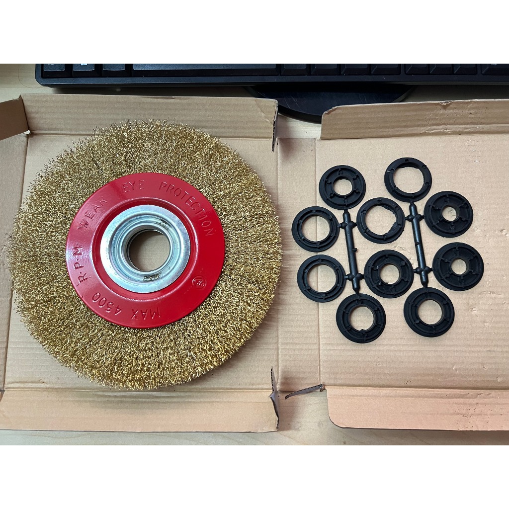 BÁNH CƯỚC/ CHỔI ĐÁNH GỈ SÉT D175/D200 x 20 x 32 (Tặng 10 phe cốt đầy đủ kích thước) Made in China