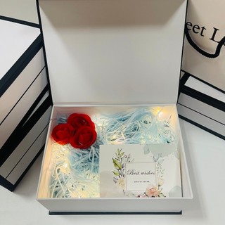 (SWL thiệp xanh,  20cm*15cm*7.5cm) Set hộp túi quà sweet love xinh xắn kèm phụ kiện sang trọng