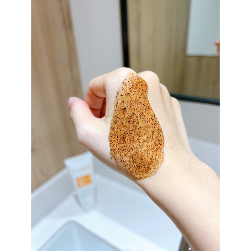 Sữa tắm tẩy tế bào chết toàn thân Sena demar daily scrub & body cleanser 200ml -hạn 2028 HQ sữa tắm senademar  IS148