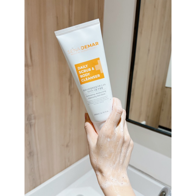Sữa tắm tẩy tế bào chết toàn thân Sena demar daily scrub & body cleanser 200ml -hạn 2028 HQ sữa tắm senademar  IS148