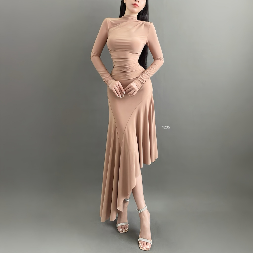 ĐẦM ÔM BODY DÁNG DÀI VẠC XÉO HAI MÀU NUDE VÀ ĐEN