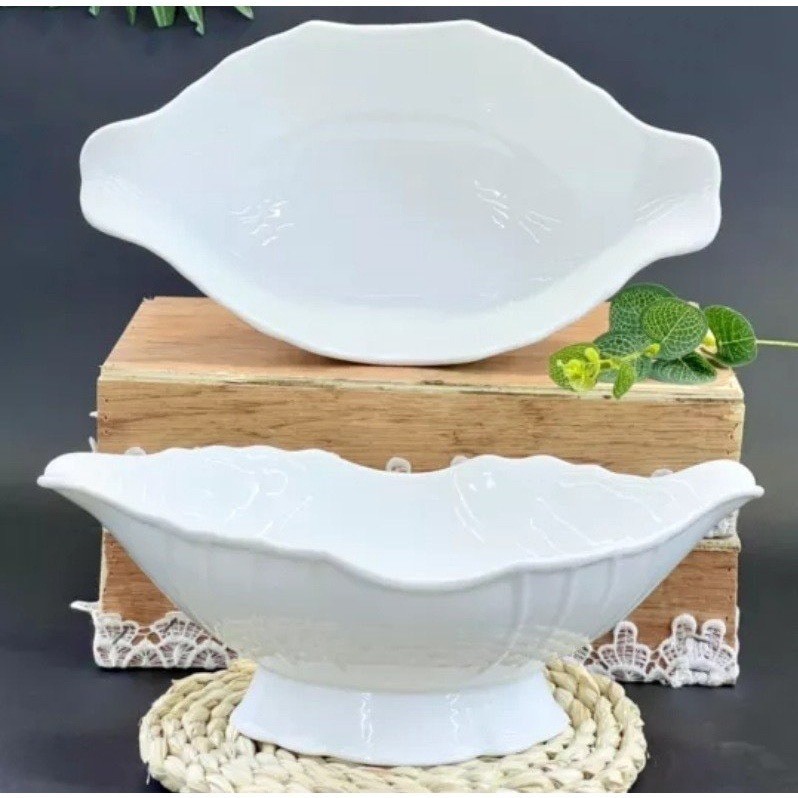 Bát tô thuyền đựng gà nguyên con chất liệu gốm sứ hoặc nhựa phíp trắng đẹp an toàn