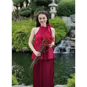 Set đồ nữ, mặc đi chơi, mặc Tết, áo yếm cổ liền có dây cột nơ mặc cùng quần dài chất tuyết Nhung đằm thắm