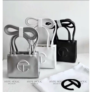 Túi f sz 17cm fom cứng full box - HANA BAG