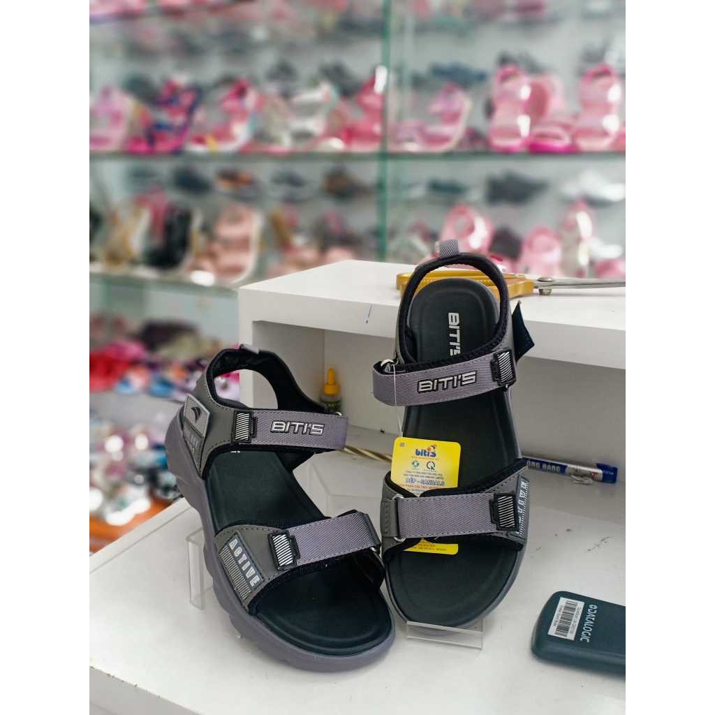 Mẫu  sandal Biti's!!! MÃ SP: DEB008000