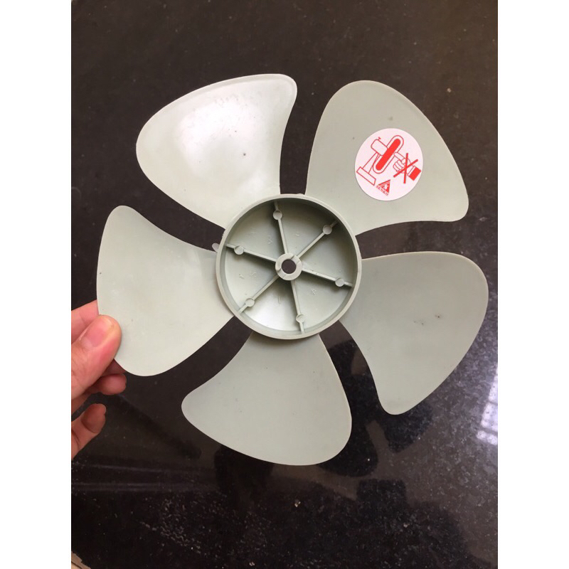 Cánh quạt thay thế quạt mini Senko BD230 (màu ngẫu nhiên) | Shopee Việt Nam