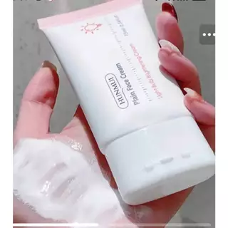 Kem Chống Nắng,Dưỡng Trắng Da và Nâng Tone vượt trội HUNMUI
26.000
₫
4.7
Đã bán 6k+
Hà Nội