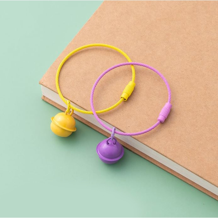 Móc khoá dây thép không gỉ kèm chuông nhiều màu sắc handmade treo thú len