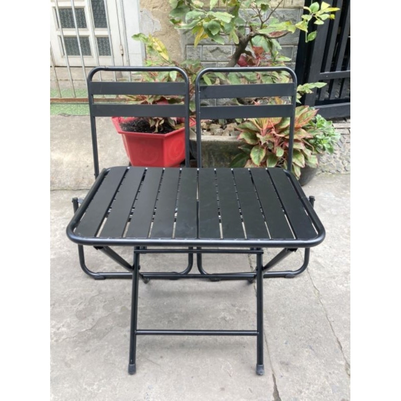 Bàn Cà Phê Gấp Gọn Sân Vườn Review: Có Đáng Mua Không?