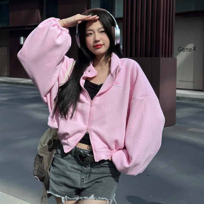 Áo Khoác Jacket Cropped thêu Logo REGODS Khoá kéo 2 đầu form rộng nam nữ - Jacket cropped logo