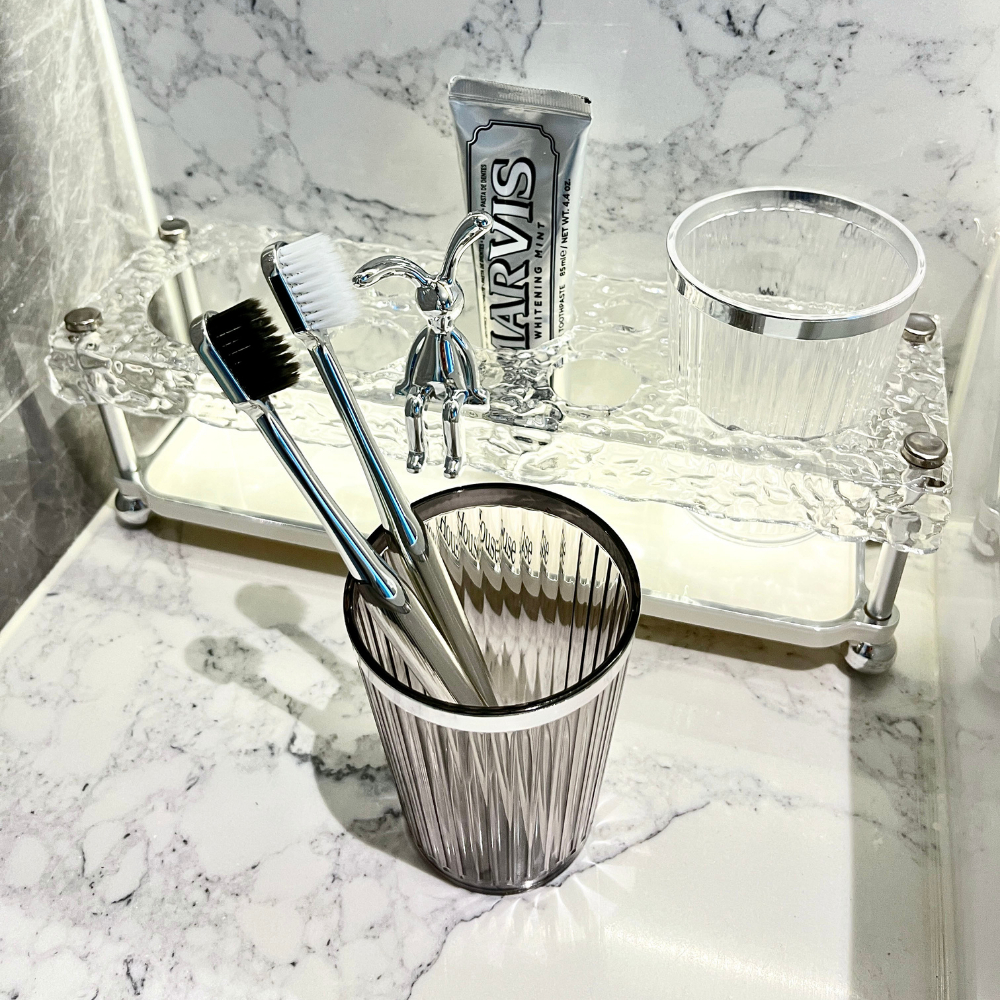 Kệ Đựng Bàn Chải Đánh Răng Tặng Cốc, Giá Để Đồ Nhà Tắm Nhựa Acrylic Trong Suốt Sang Trọng