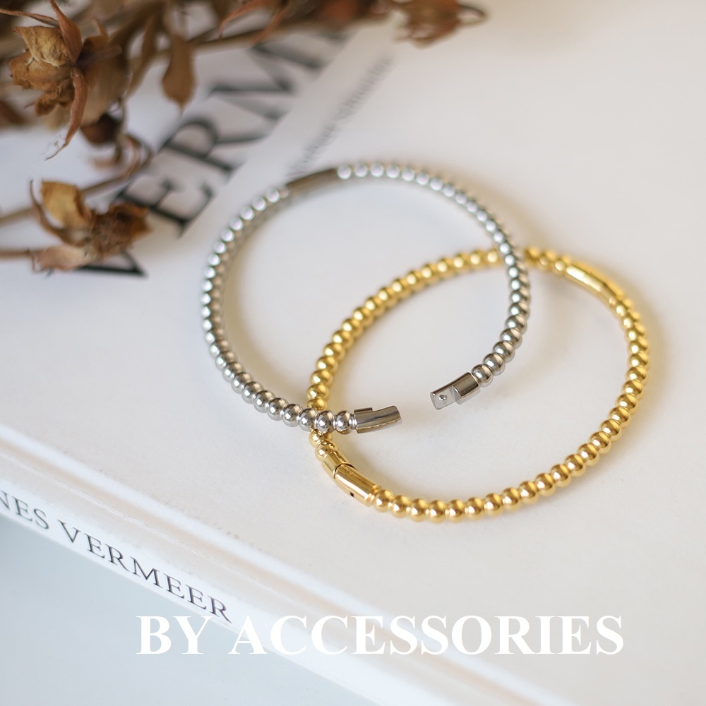 Vòng tay nữ unisex titan bi tròn có khóa mở không gỉ CF13 BY ACCESSORIES