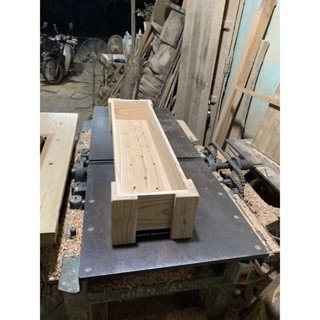 chậu gỗ trồng cây gỗ tự nhiên / dài 80cm , cao 15cm , rộng 20cm