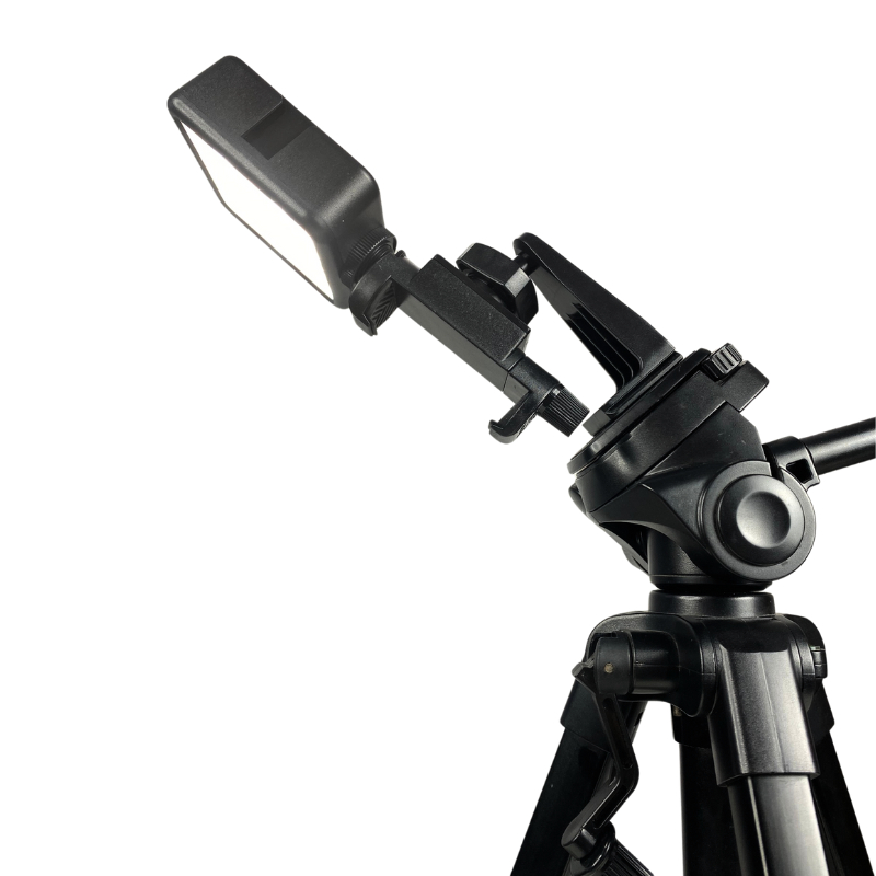 Combo Tripod Yunteng VCT 668 điện thoại, máy ảnh và Đèn RGB trợ sáng