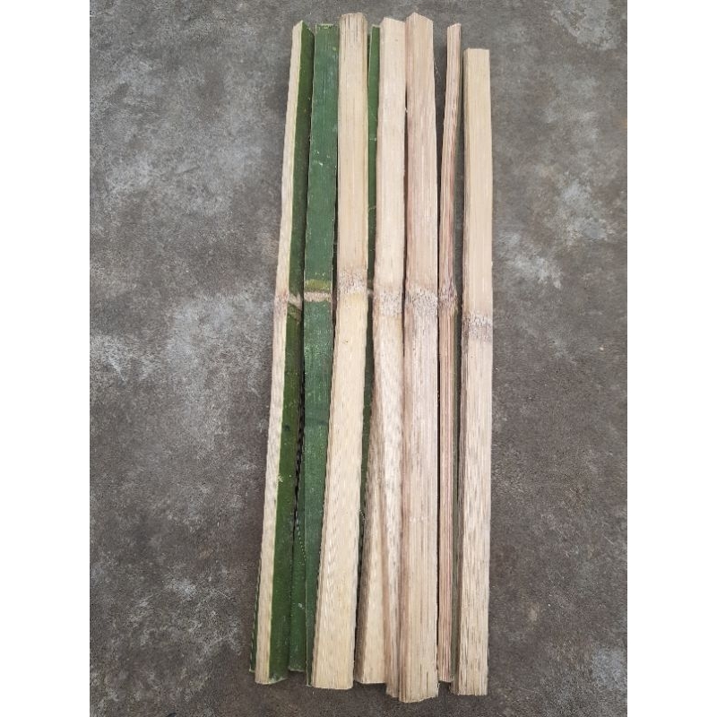10- Thanh nan tre tươi chẻ sẵn dài 50 cm , thanh chẻ :1,5 - 2,5 cm ,độ ...