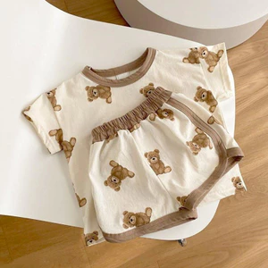 Bộ Đồ Cộc Tay Họa Tiết Gấu Yêu Cho Bé – Chất Cotton Mịn Mát, Co Giãn Tốt | Đủ Size 73–110