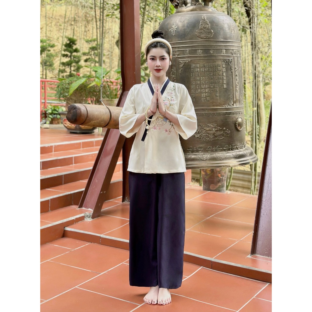Set bộ lam đi chùa vạt chéo thêu hoa đào vải đũi thái Pháp phục đi chùa tay lỡ phối viền Đồ bộ đi lễ cách tân Thanh lịch