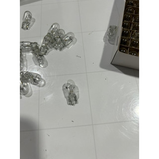 Bóng đèn ô tô, xe máy T10, bóng cắm đờ mi T10 điện 12v và 24v