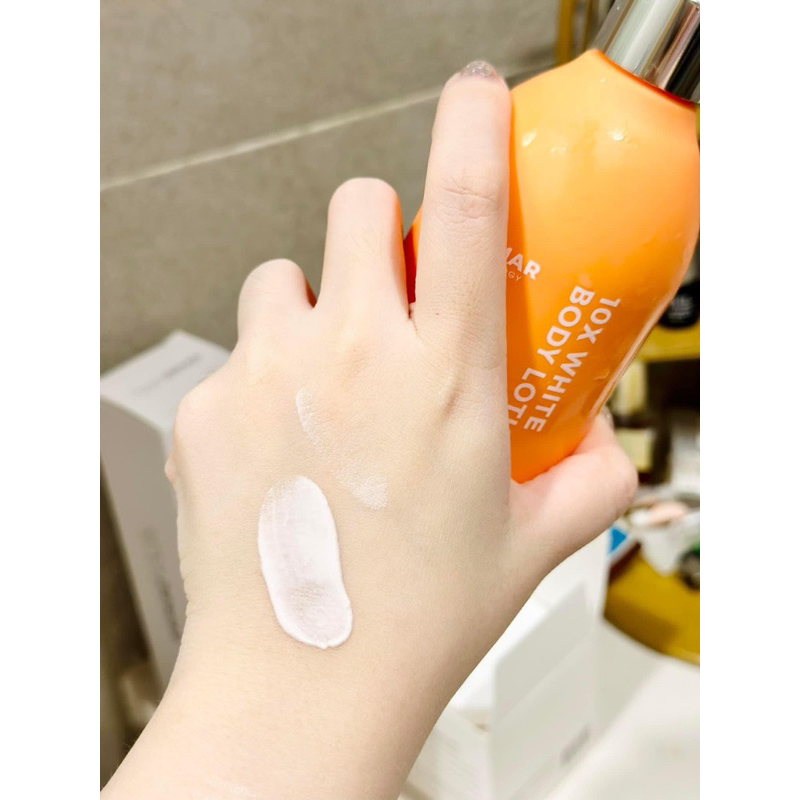 Combo kem body senademar 300ml và sữa tắm tẩy da chết sena demar daily scrub 200g hạn 2028 IS162