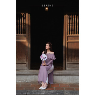 Áo dài THU NGUYỆT trên nền tơ Hàn cao cấp tiểu thư, nhẹ nhàng (chỉ có áo) by Serene