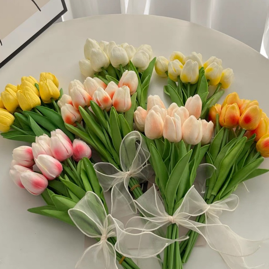 HOA TULIP ( trang trí nhà cửa , trang trí tết , cửa hàng , ...... )