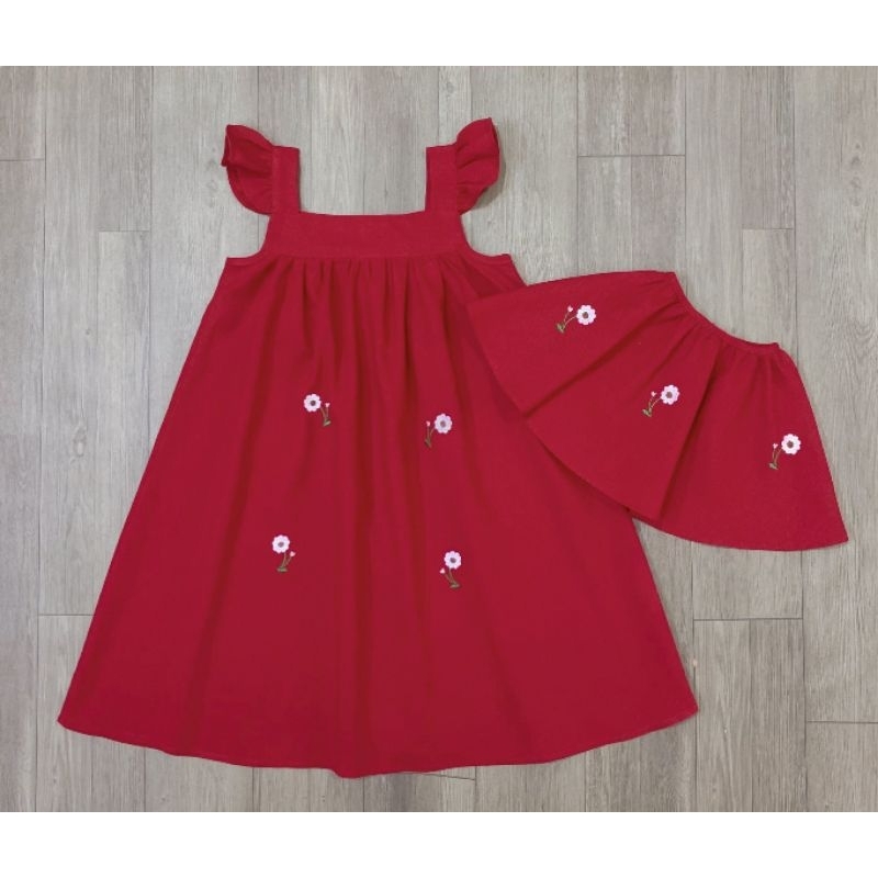 Váy Đầm DỰ TIỆC Cao Cấp Xuất HÀN Thêu Hoa Linen Mềm Mát Cánh Tiên Choàng Cổ Màu Đỏ Dáng A Xòe Cho Bé Gái