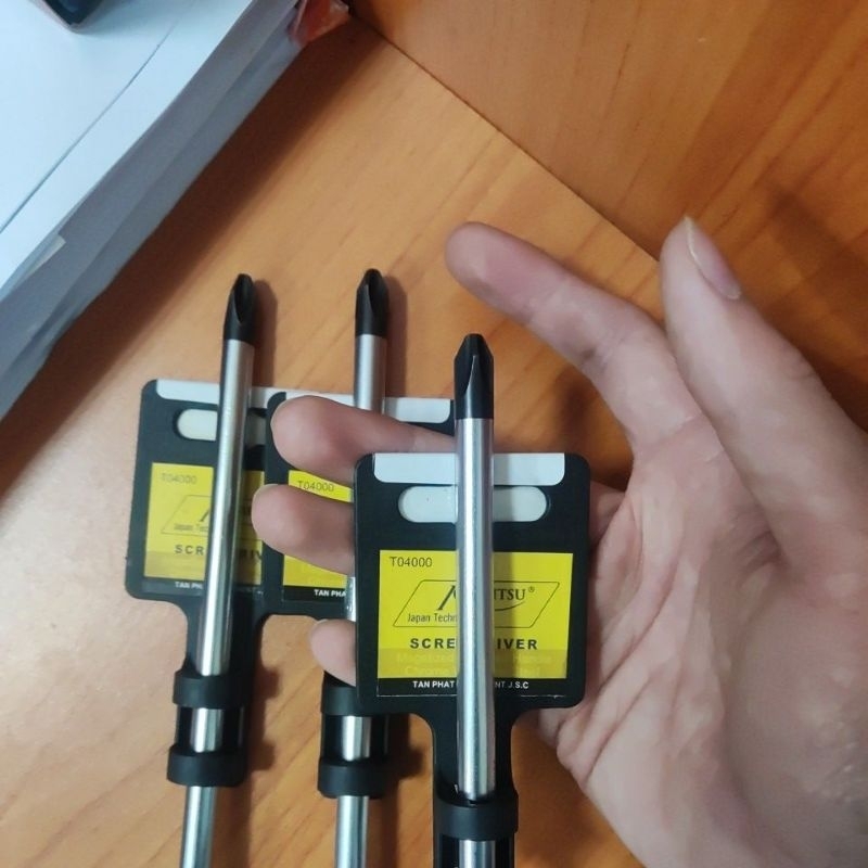 Tô vít 2 cạnh, 4 cạnh